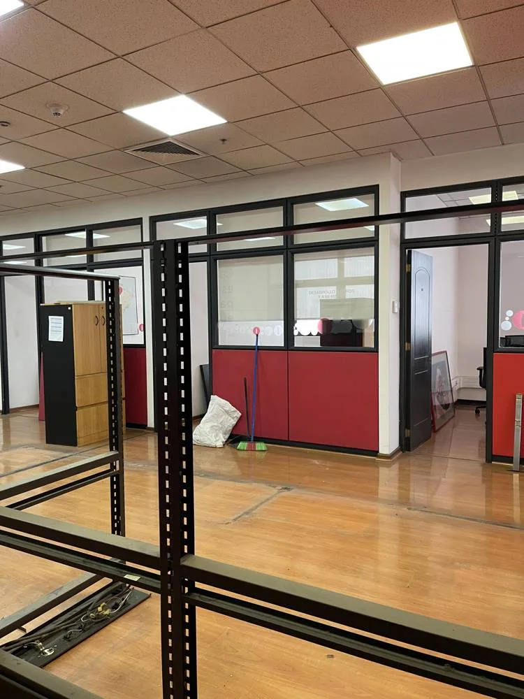 Antes: oficina corporativa en San Bernardo